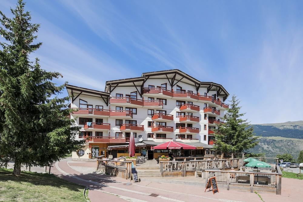 Residence Pierre & Vacances Le Britania La Tania Exterior foto